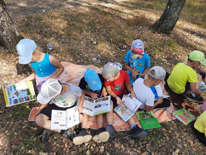 Детский сад "Берёзка" - читальный зал на природе